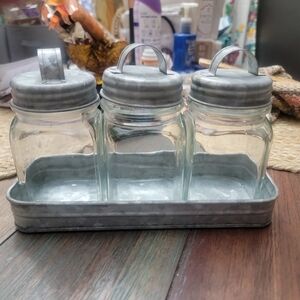 Glass jar organizer